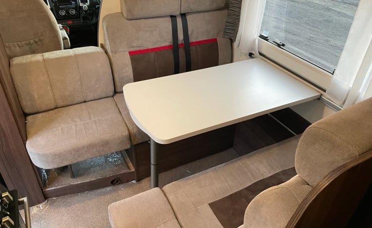 Mileo – 6 berth Fiat Benimar 313