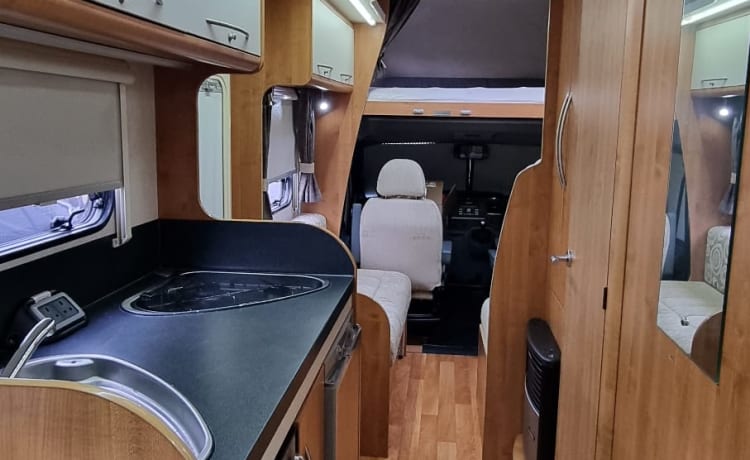 Freddy – Fantastic Family motorhome - 6 Berth