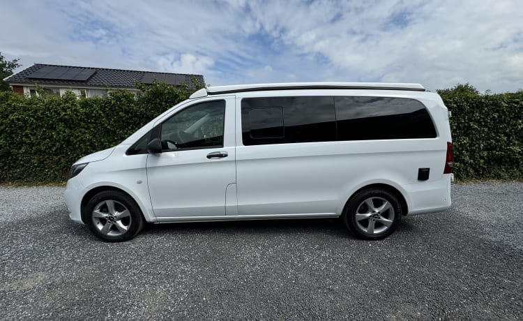 Mercedes-Benz Vito 111 CDI 4/5 persoons campervan uit 2017