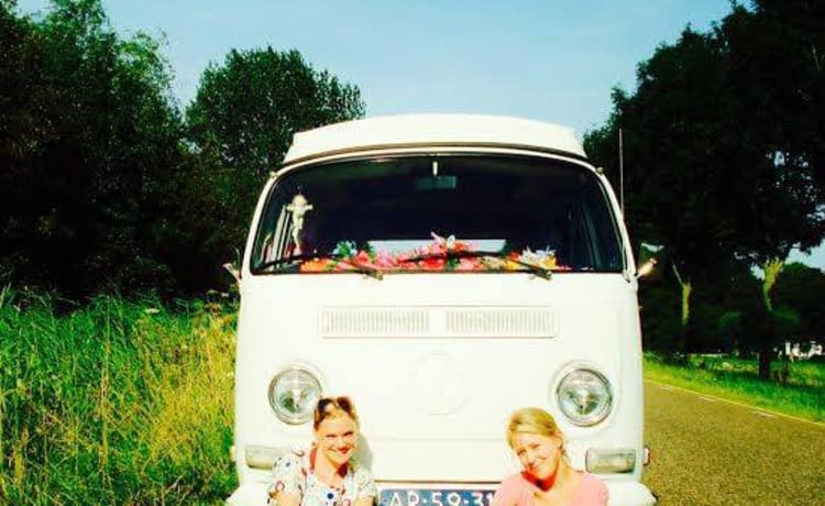 Luna – 3p Volkswagen campervan uit 1972