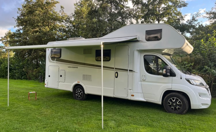 Comfortabele en zuinige 6p mobilhome met veel bergruimte