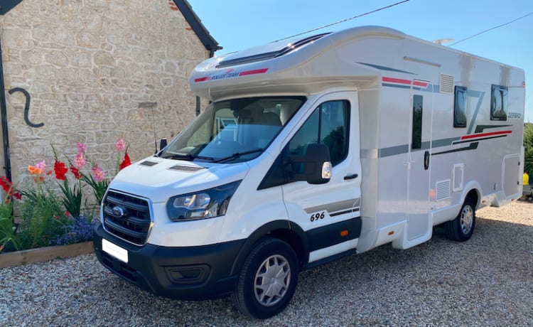 Quest – Quest - camper con 4 posti letto