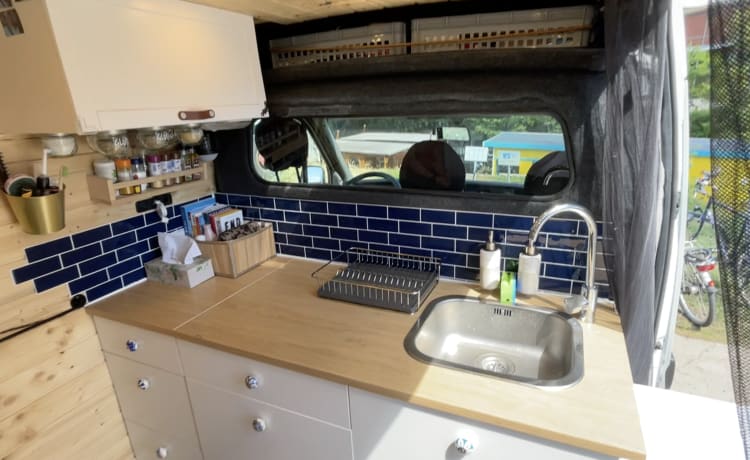 Ole – Lovingly converted camper