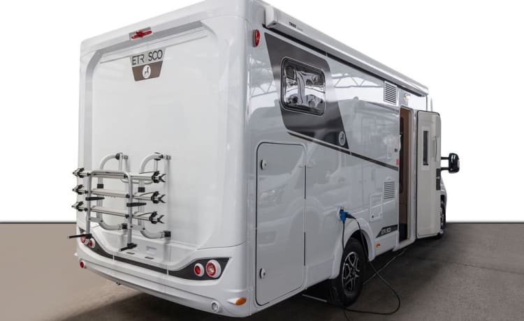 Carado T337 (3) – Geräumiger und luxuriöser 2-Personen-Camper