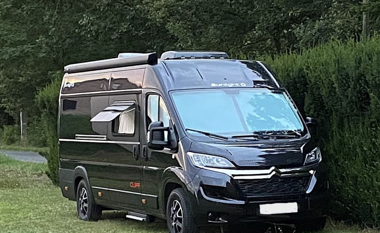 CliffDC – 2pers. Citroën Campervan uit 2024