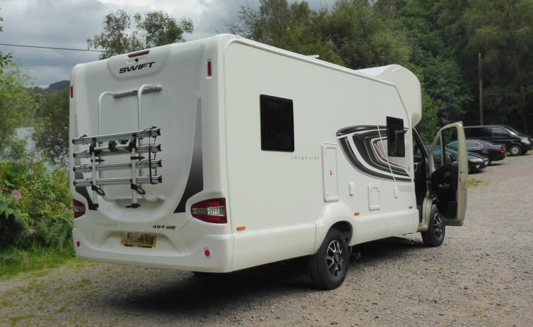 Meet Champ  – A versatile & luxurious, family-friendly, 4 berth, 4 belted seat motorhome