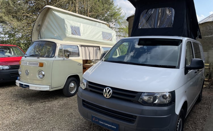 Maud – 4-persoons Volkswagen camper uit 2012