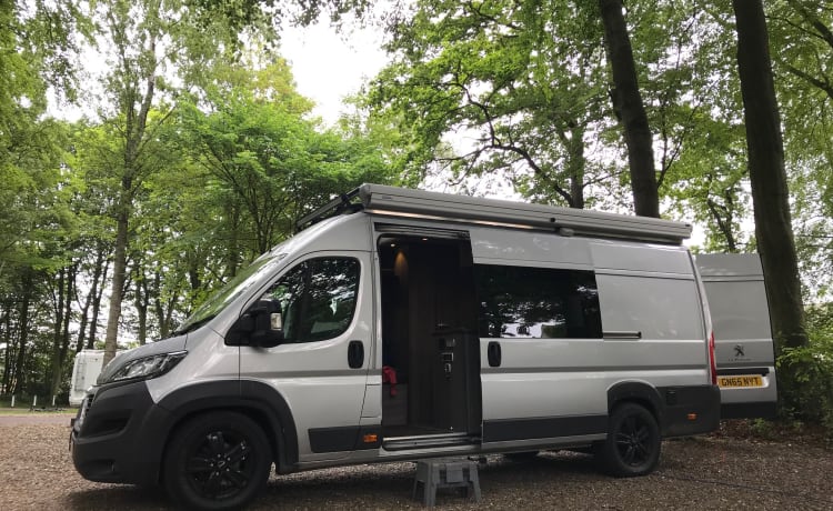 Moderne volledig uitgeruste Sports Tourer van HR Multisport