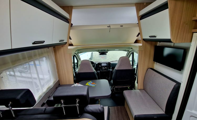 A75 SL – Wohnmobil SunLiving A75 SL Alkoven #Familienurlaub