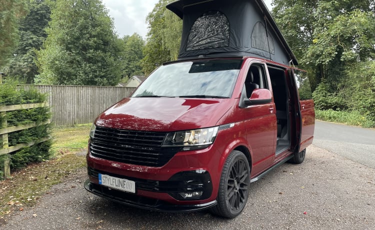 Red Auto – 4 berth Volkswagen Transporter T6.1 DSG Auto