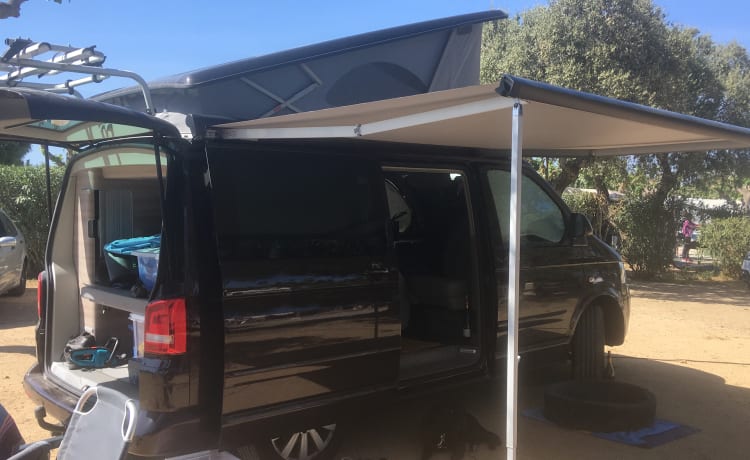 Volkswagen California automaat uit 2011 met hefdak, 