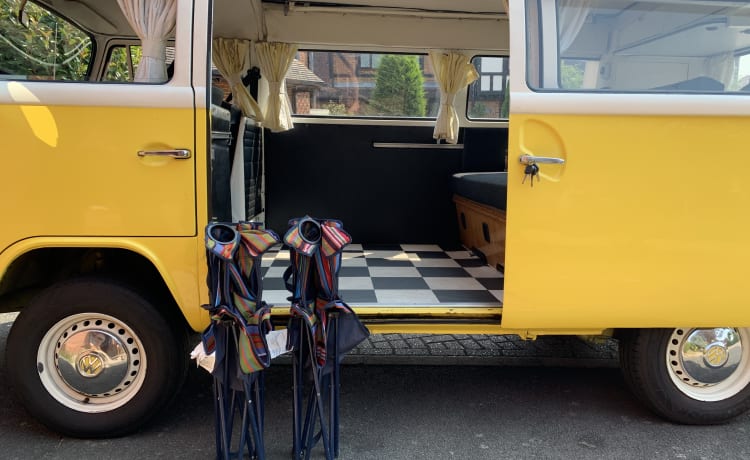 Daffy – Klassischer VW Typ 2 Campervan