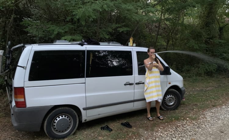 VitoVan – Freddy - Mercedes Vito camper for two people