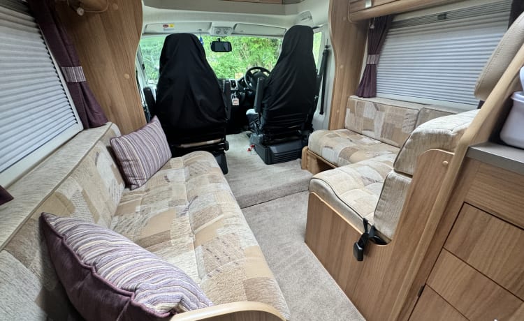 Bertha – 5 berth Peugeot semi-integrated from 2012