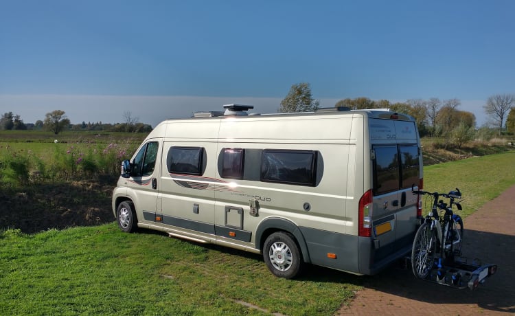 Rolmaatje – Wunderschöner Roller Team Livingstone Buscamper (2,5 Personen) zu vermieten