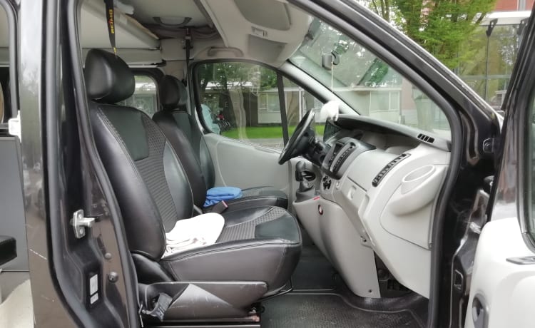 Un Renault Trafic confortable et compact.