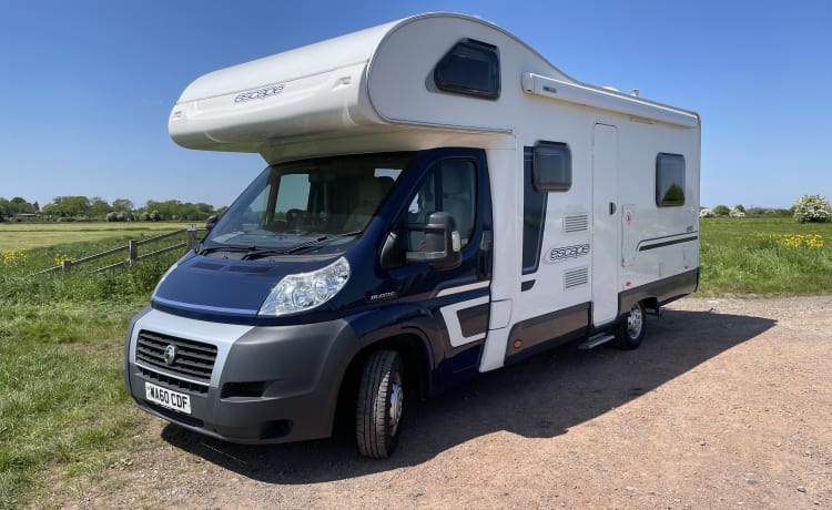 Oliver – Superbo camper Swift a 6 posti letto