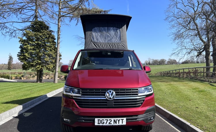 Ruby – Dog Friendly VW Campervan - T6.1 Automatic Gearbox - Insurance included