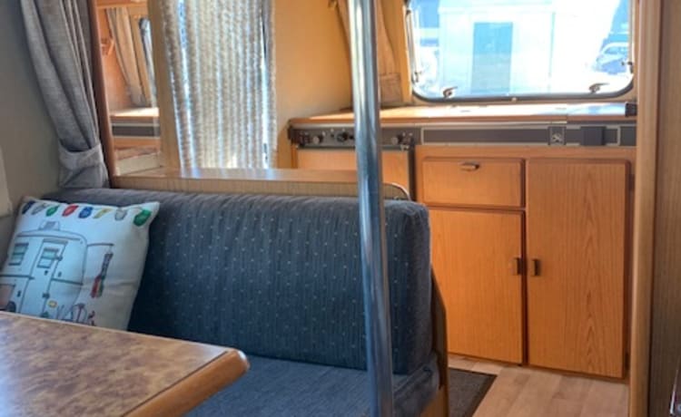 Cato – Komplettes Hymer Reisemobil mit viel Platz! (gut in Stand gehalten)