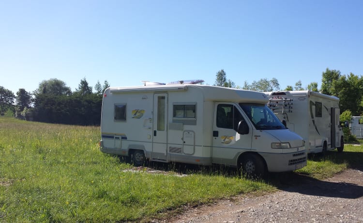  MIMI – NOLEGGIO CAMPER