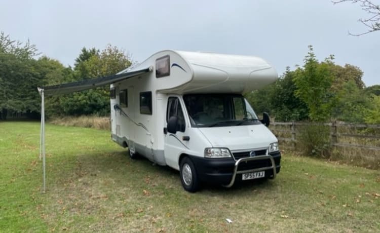 Monty – 6 berth Fiat alcove from 2006