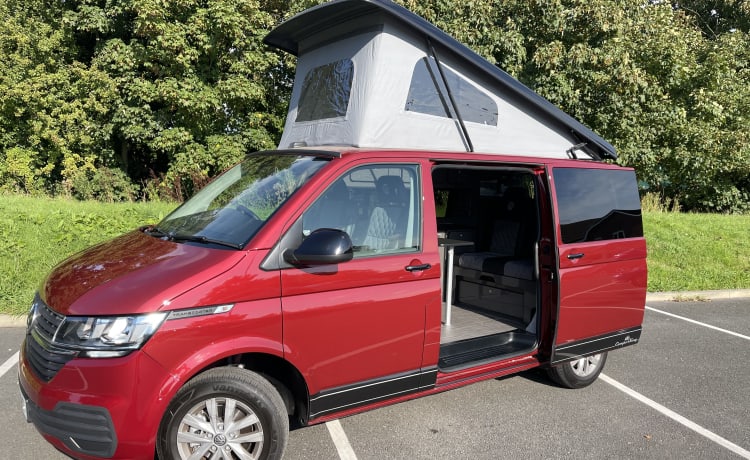 Ruby – 4 Berth T6! CarPlay/Cruise Control/Kitchen