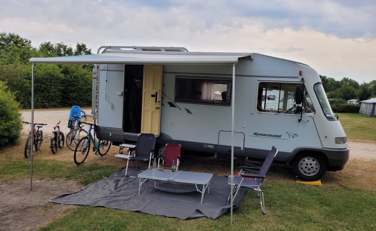 De Olifant – 6 persoons Hymer uit 2000