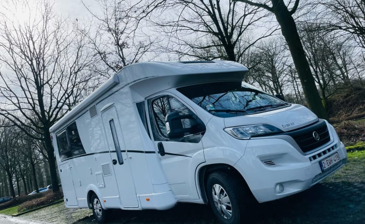 Rijkelijk uitgeruste Dethleffs Motorhome!