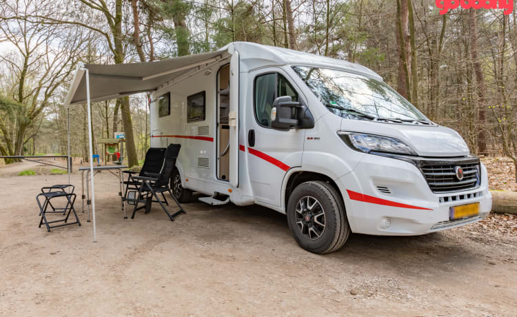 Fast neuer kompakter Sunlight (Hymer) Typ V66 mit komplettem Inventar