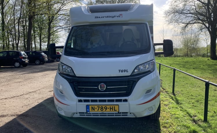 4 Personen Sunlight T69L von 2018