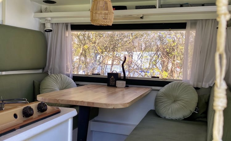 Duuk – Restyled retro camper