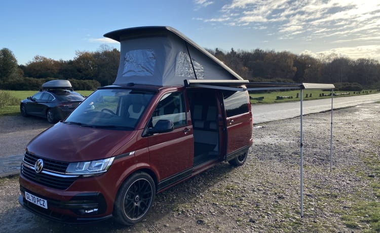 Winnie – 4-persoons Volkswagen campervan uit 2020