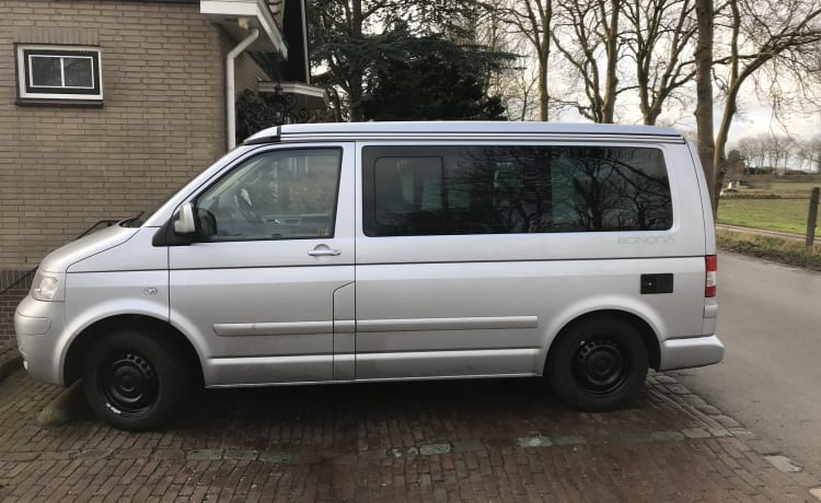 4p Volkswagen bus uit 2007