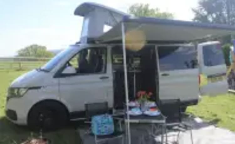 Vera – 4 berth Volkswagen Transporter