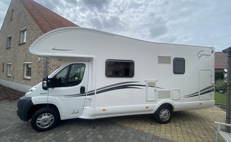 Super – Fijne ruime camper voor 6 personen 