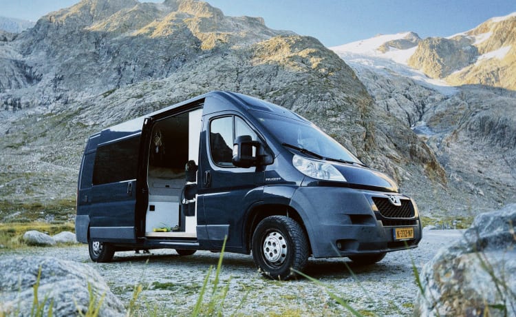 Soča – de gezellige zelfbouw camperbus - offgrid met luxe!