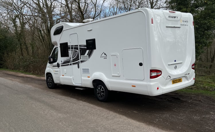 Graham – Looking for an adventure on the road? The Swift Edge 486