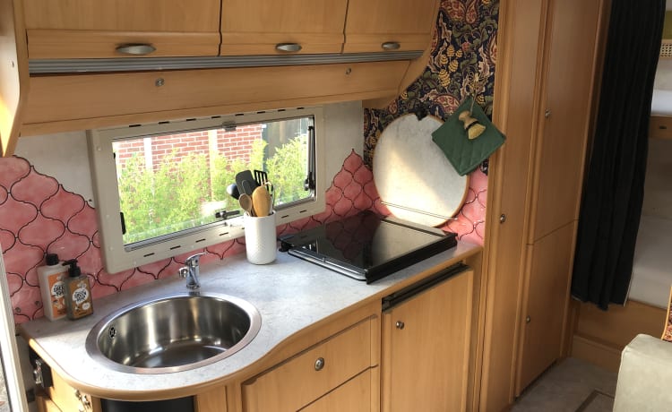 🌿 Spacious and atmospheric 4 p family camper