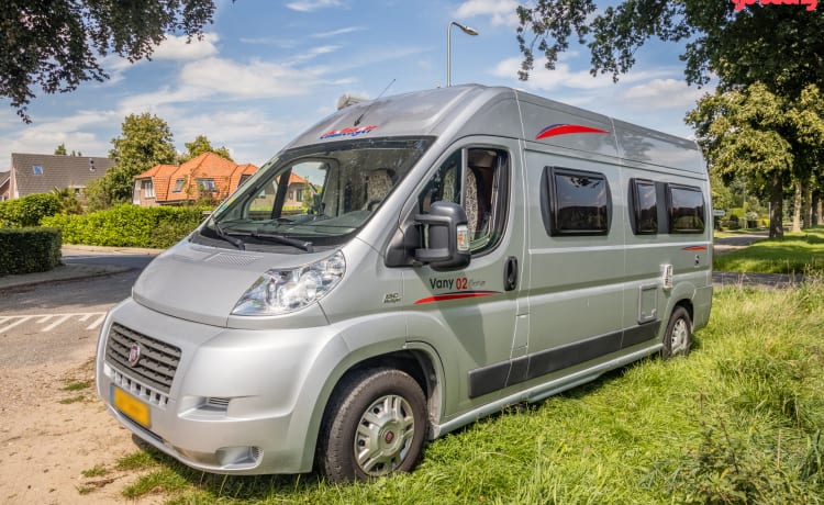 2p Fiat bus uit 2012