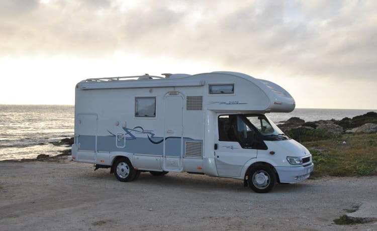 Superbrig – Rimor Camper Mansardato 6 posti