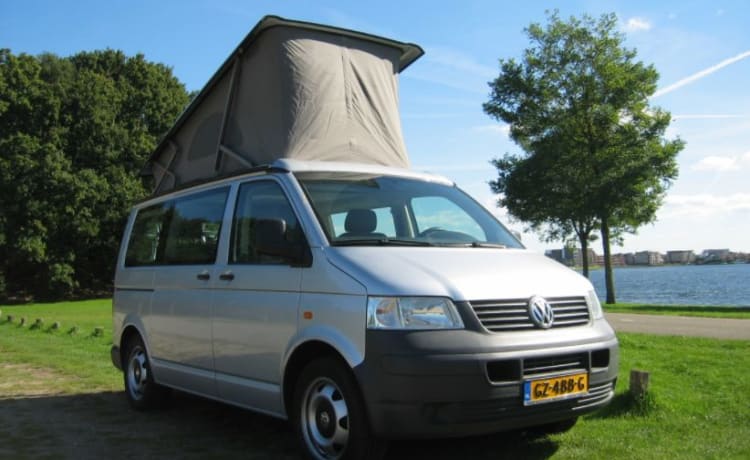 Bulli 2 – Camping-car pas cher Volkswagen California T5