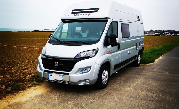 cataclope – New family fitted van