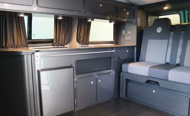 Vincent Van Go – Vincent Van Go - Notre camping-car VW luxueux et aventureux