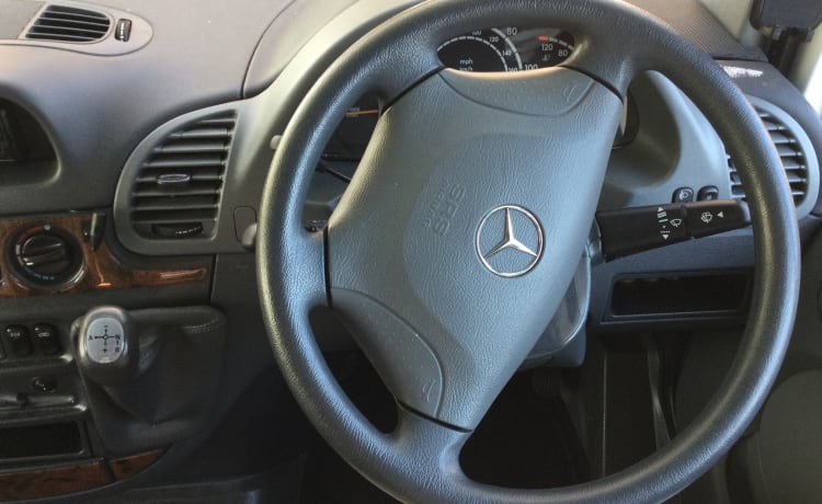 Indie – Mercedes Autotrail Auto mit 4 Schlafplätzen aus dem Jahr 2004