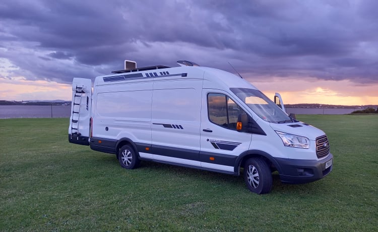 Oakie – Ruime en mooie unieke camper met 3 slaapplaatsen