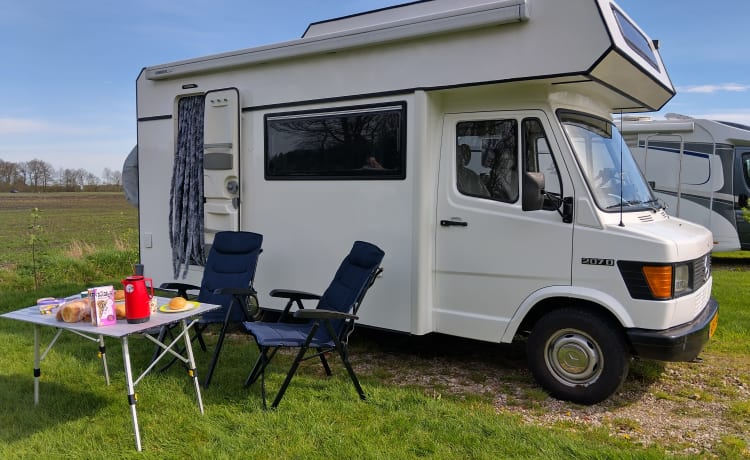 Gouwe Ouwe! – Retro, comfortable, spacious inside and compact outside.