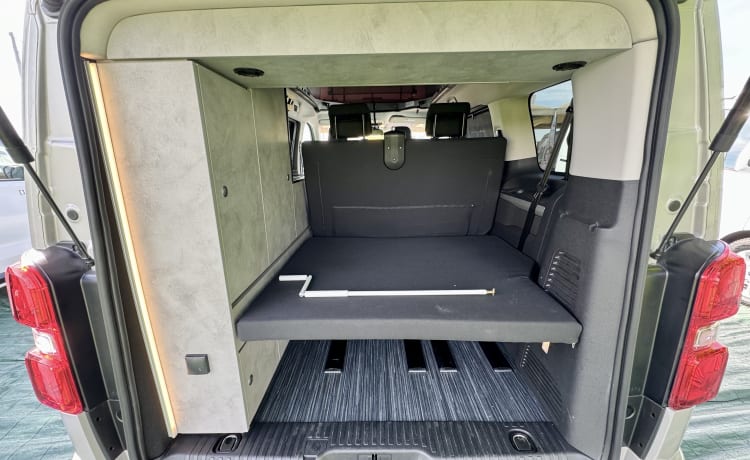 Travel A-Cross – City-Van Cross Camp Flex