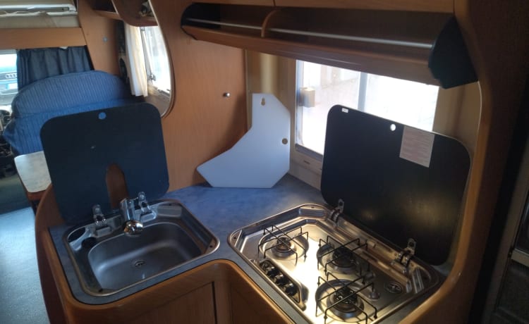 Rinus – Camper mansardato Laika Ecovip 2.1 Classic