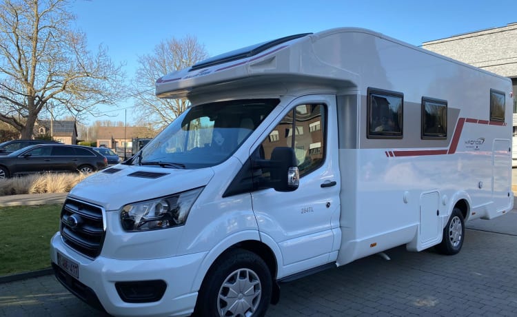 Neuf (2021) Kronos automatique 170cv - WIFI - Prêt à camper