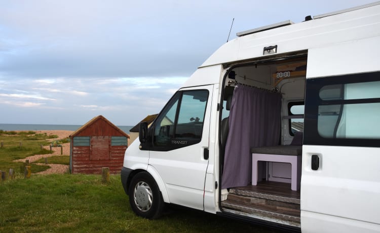 Lavender – 2/3 Berth Loo, Shower, Solar ideal Festivals & Off Grid